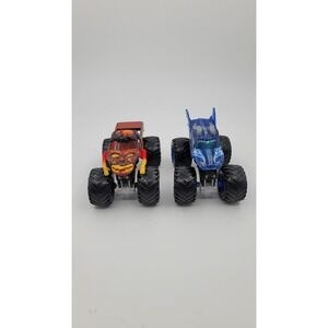 Spin Master Monster Jam Fire Ice Zombie Dragon 1:64